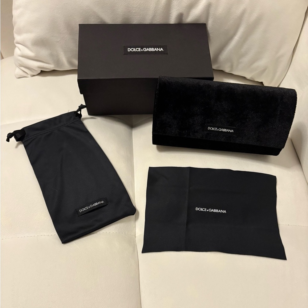 NEW Dolce & Gabbana Black Sunglasses Case with Pouch Lens Cleaning Cloth and Box